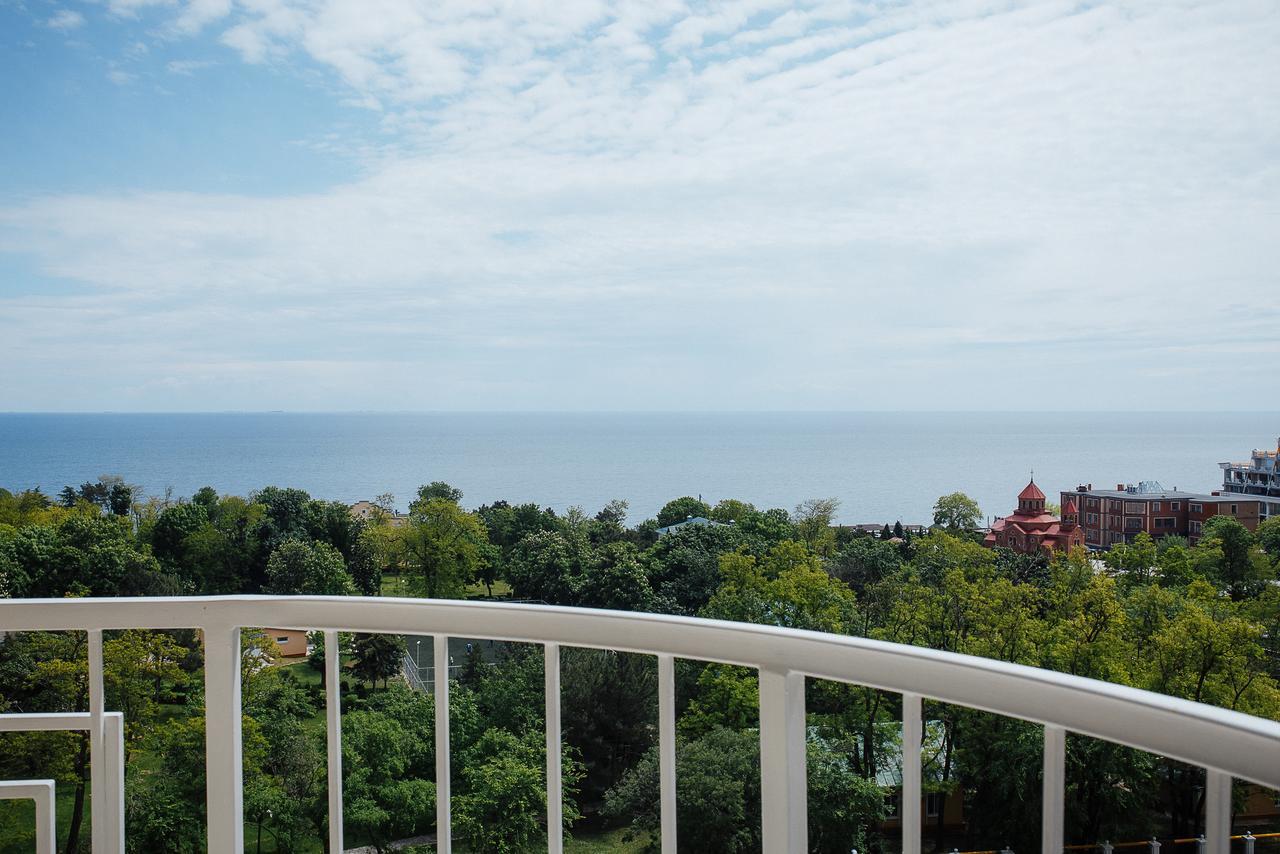 Sea&Sky Arcadia Apartment Odessa Buitenkant foto